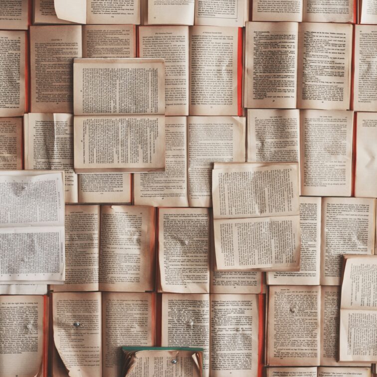 Livres entre les lignes