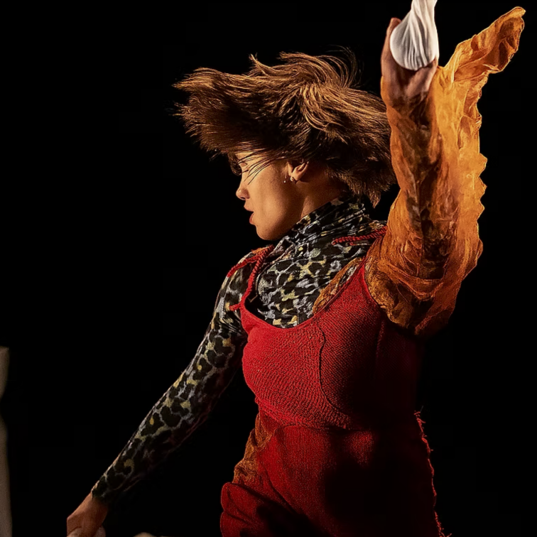 Performance dansée d’Annaïk Juan-Torres
